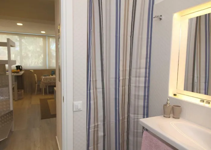 Emma's House * 切法卢