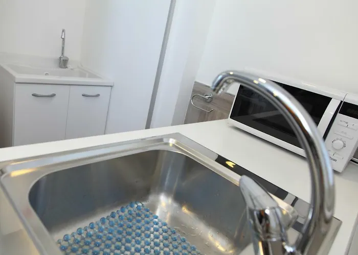 Emma's House 公寓 切法卢